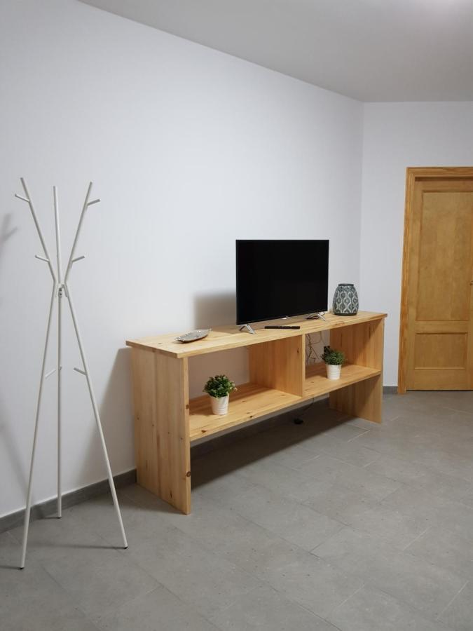 Apartamento privado en una zona tranquila y próxima al aeropuerto TF norte y a la ciudad de San Cristóbal de la Laguna . San Cristóbal de La Laguna Exterior foto
