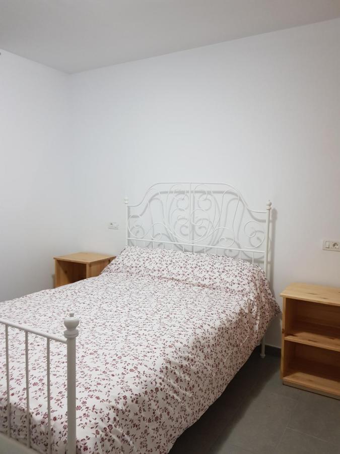 Apartamento privado en una zona tranquila y próxima al aeropuerto TF norte y a la ciudad de San Cristóbal de la Laguna . San Cristóbal de La Laguna Exterior foto
