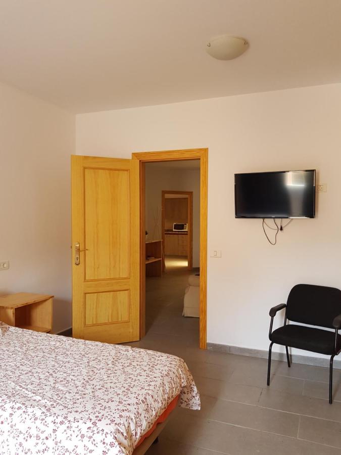 Apartamento privado en una zona tranquila y próxima al aeropuerto TF norte y a la ciudad de San Cristóbal de la Laguna . San Cristóbal de La Laguna Exterior foto